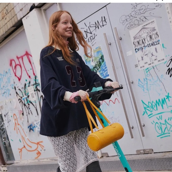 Marge Sherwood Log Medium Bag - Picture 6 of 6